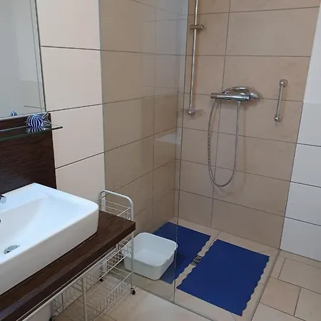 Dachwohung, Ferienwohnung Oder Auch Fuer Monteure Geeignet Apartament Eschweiler