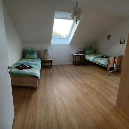 Dachwohung, Ferienwohnung Oder Auch Fuer Monteure Geeignet Apartament
